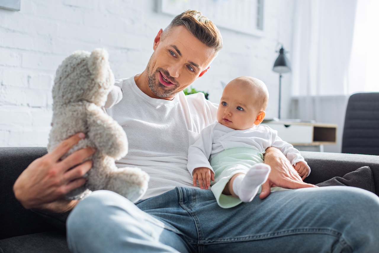 10 Amazing Gift Ideas for New Dad - Annie Baby Monitor