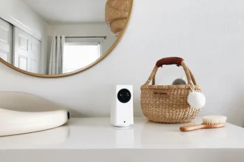 baby monitor for deaf parents