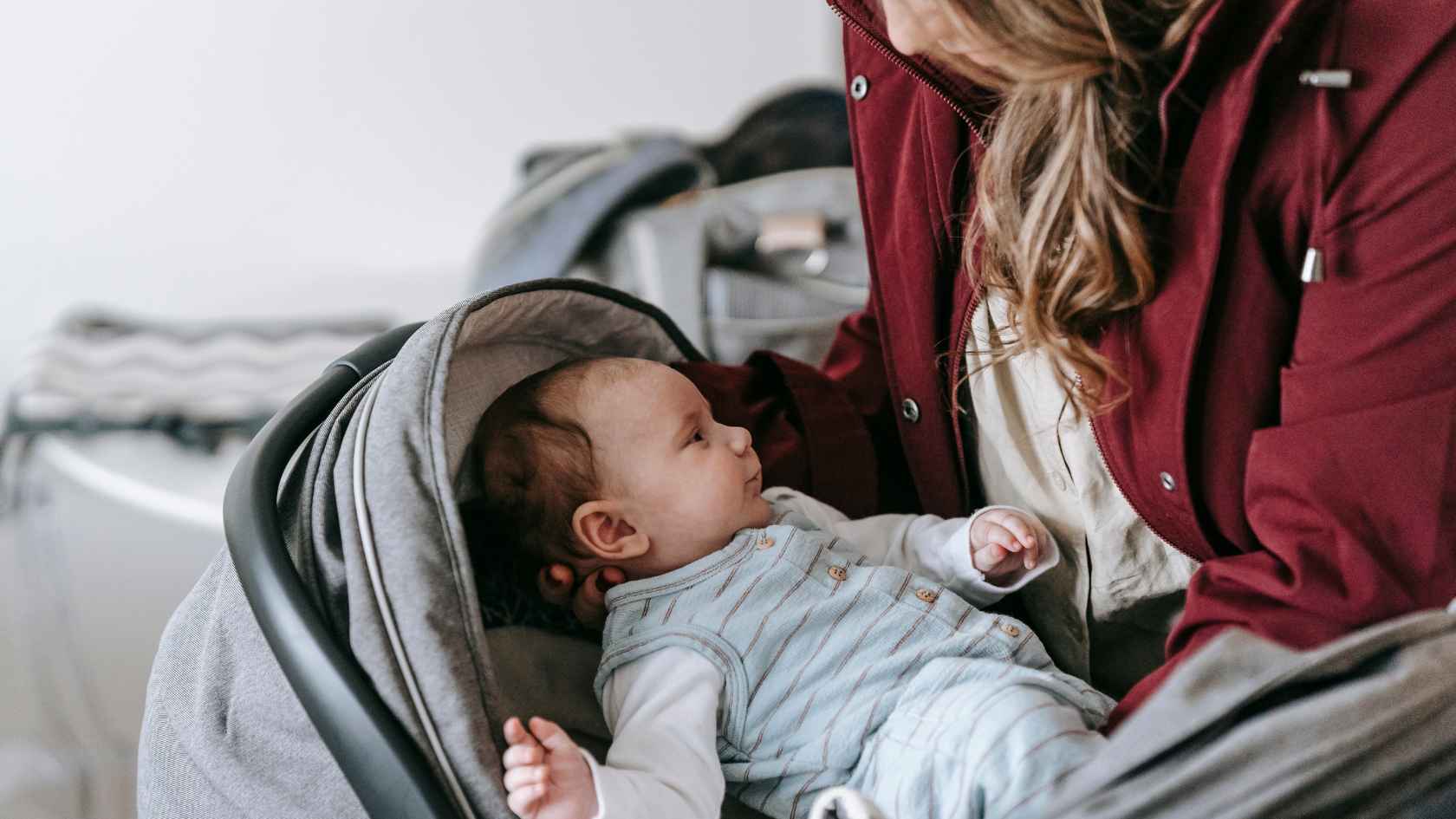 How to break outlet down an evenflo stroller